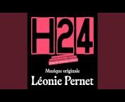 Léonie Pernet - Topic