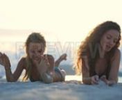 Get this here: https://motionarray.com/stock-video/lying-on-koh-tean-beach-270319n...included with our Unlimited memberships. Or download hundreds of other assets with a FREE account. https://motionarray.com/freennThis video shows two girls lying on the bright white sand on the Koh Tean beach in Thailand.