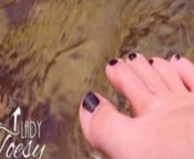 This is my first short video for my site of feet fetish. I hope you&#39;ll enjoy it and i hope you want to buy the other videos that I want to make! Bye!