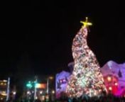 December 24, 2013, ni iin Universal Studio, Hollywood ah pai ngeingai ungh.Christmas decoration te leh program a tuamtuam te na nei uh ahihmanun hun dang mawkmawk te sang iin nuam zaw see hi.Thu tuamtuam ka et ka muh te uh a tom aa video aa ka lak te uh na et sak vevua maw.