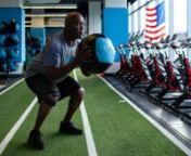 Hall of Fame running back Thurman Thomas is no stranger to knee pain. As a lifetime athlete who has worn down his knees during 13 years of professional football, Thurman was eager to try the NuNee device. After trying on the product and feeling immediate knee pain relief, Thurman decided to become a partner in the company