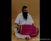 A brief audio clip from Sri Karaikudi R Mani&#39;s carnatic ensemble of 1980s, SruthiLaya featuring nnSri Karaikudi R Mani on MridangamnSri G Harishankar on KanjeeranSri T V Vasan on GhatamnSri Srirangam Kannan on MorsingnnThis clip is the starting of the composition in raga Ranjani, set to the 7/8 beat cycle called Misra Chapu. The flute featured here was played by Sangita Kalanidhi Dr. N Ramani and the violin by Sri S D Sridhar.nnVisit my website http://AboutIndianMusic.com to know more about Indi