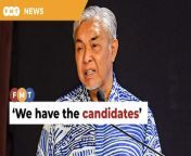 Umno president Ahmad Zahid Hamidi says the seats held by the six rebel MPs were traditionally held by his party.&#60;br/&#62;&#60;br/&#62;&#60;br/&#62;Read More: &#60;br/&#62;https://www.freemalaysiatoday.com/category/nation/2024/03/03/we-have-candidates-ready-if-bersatu-forces-by-elections-says-zahid/&#60;br/&#62;&#60;br/&#62;Laporan Lanjut: &#60;br/&#62;https://www.freemalaysiatoday.com/category/bahasa/tempatan/2024/03/03/bn-sedia-letak-calon-jika-6-kerusi-parlimen-bersatu-kosong/&#60;br/&#62;&#60;br/&#62;&#60;br/&#62;Free Malaysia Today is an independent, bi-lingual news portal with a focus on Malaysian current affairs.&#60;br/&#62;&#60;br/&#62;Subscribe to our channel - http://bit.ly/2Qo08ry&#60;br/&#62;------------------------------------------------------------------------------------------------------------------------------------------------------&#60;br/&#62;Check us out at https://www.freemalaysiatoday.com&#60;br/&#62;Follow FMT on Facebook: https://bit.ly/49JJoo5&#60;br/&#62;Follow FMT on Dailymotion: https://bit.ly/2WGITHM&#60;br/&#62;Follow FMT on X: https://bit.ly/48zARSW &#60;br/&#62;Follow FMT on Instagram: https://bit.ly/48Cq76h&#60;br/&#62;Follow FMT on TikTok : https://bit.ly/3uKuQFp&#60;br/&#62;Follow FMT Berita on TikTok: https://bit.ly/48vpnQG &#60;br/&#62;Follow FMT Telegram - https://bit.ly/42VyzMX&#60;br/&#62;Follow FMT LinkedIn - https://bit.ly/42YytEb&#60;br/&#62;Follow FMT Lifestyle on Instagram: https://bit.ly/42WrsUj&#60;br/&#62;Follow FMT on WhatsApp: https://bit.ly/49GMbxW &#60;br/&#62;------------------------------------------------------------------------------------------------------------------------------------------------------&#60;br/&#62;Download FMT News App:&#60;br/&#62;Google Play – http://bit.ly/2YSuV46&#60;br/&#62;App Store – https://apple.co/2HNH7gZ&#60;br/&#62;Huawei AppGallery - https://bit.ly/2D2OpNP&#60;br/&#62;&#60;br/&#62;#FMTNews #Umno #Candidates #Bersatu #Election #ZahidHamidi #RegistrarOfSocieties