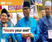 The wing’s chief, Salahuddin Mustapha, says the former executive councillor should respect the party and let voters decide on a new representative.&#60;br/&#62;&#60;br/&#62;Read More: https://www.freemalaysiatoday.com/category/nation/2024/03/06/vacate-your-seat-selangor-bersatu-youth-tells-assemblyman-backing-mb/&#60;br/&#62;&#60;br/&#62;Laporan Lanjut: &#60;br/&#62;https://www.freemalaysiatoday.com/category/bahasa/tempatan/2024/03/06/pemuda-bersatu-desak-rashid-letak-jawatan-adun-selat-klang/&#60;br/&#62;&#60;br/&#62;Free Malaysia Today is an independent, bi-lingual news portal with a focus on Malaysian current affairs.&#60;br/&#62;&#60;br/&#62;Subscribe to our channel - http://bit.ly/2Qo08ry&#60;br/&#62;------------------------------------------------------------------------------------------------------------------------------------------------------&#60;br/&#62;Check us out at https://www.freemalaysiatoday.com&#60;br/&#62;Follow FMT on Facebook: https://bit.ly/49JJoo5&#60;br/&#62;Follow FMT on Dailymotion: https://bit.ly/2WGITHM&#60;br/&#62;Follow FMT on X: https://bit.ly/48zARSW &#60;br/&#62;Follow FMT on Instagram: https://bit.ly/48Cq76h&#60;br/&#62;Follow FMT on TikTok : https://bit.ly/3uKuQFp&#60;br/&#62;Follow FMT Berita on TikTok: https://bit.ly/48vpnQG &#60;br/&#62;Follow FMT Telegram - https://bit.ly/42VyzMX&#60;br/&#62;Follow FMT LinkedIn - https://bit.ly/42YytEb&#60;br/&#62;Follow FMT Lifestyle on Instagram: https://bit.ly/42WrsUj&#60;br/&#62;Follow FMT on WhatsApp: https://bit.ly/49GMbxW &#60;br/&#62;------------------------------------------------------------------------------------------------------------------------------------------------------&#60;br/&#62;Download FMT News App:&#60;br/&#62;Google Play – http://bit.ly/2YSuV46&#60;br/&#62;App Store – https://apple.co/2HNH7gZ&#60;br/&#62;Huawei AppGallery - https://bit.ly/2D2OpNP&#60;br/&#62;&#60;br/&#62;#FMTNews #SelangorBersatu #SalahuddinMustapha #PN #AmirudinShari