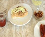 Our Cowboy hot dog recipe makes 6 delicious, hot dogs sandwiched in classic hot dog buns and topped with tangy onions and plenty of cheese.