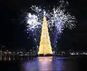 Thousands flock to a lagoon in Rio de Janeiro to watch the world&#39;s largest floating Christmas tree light up. &#60;br/&#62; &#60;br/&#62;Despite the rain, some 100,000 people flocked around the Rodrigo de Freitas lagoon on Saturday (November 29) night to watch the fireworks show which has become one of the city&#39;s main tourist attractions over the past decade. More than a million people are expected to view the structure before the lights are turned off on January 6. Around 1,200 workers were hired to assemble the tree, constructed every year by Brazil&#39;s largest insurance company. The tree is listed in the Guinness Book of Records as the world&#39;s largest floating Christmas tree. &#60;br/&#62; &#60;br/&#62;In comparison, the Christmas tree in New York&#39;s Rockefeller Center is 22 meters tall and has 30,000 lights, although it is a real Norwegian spruce.