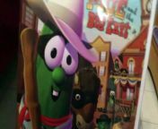 2 Different Versions Of Veggie Tales Moe and the BIG Exit from soe moe thu
