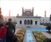 Exploring lahore &amp; visiting lahore Fort, Maharaja Ranjit Singh&#39;s Tomb &amp; Famous Kukoo&#39;s Cafe in Heera Mandi&#60;br/&#62;&#60;br/&#62;30 Dec 2013&#60;br/&#62;&#60;br/&#62;Tech Data:&#60;br/&#62;Camera: CANON LEGRIA HRF16 Camcorder&#60;br/&#62;Video: MTS (HD)&#60;br/&#62;Editing: WMM on Win 7&#60;br/&#62;