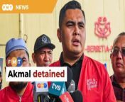 The Umno Youth chief says he will ‘not move an inch’ from his stance.&#60;br/&#62;&#60;br/&#62;&#60;br/&#62;Read More: https://www.freemalaysiatoday.com/category/nation/2024/04/05/akmal-detained-at-kota-kinabalu-police-headquarters/&#60;br/&#62;&#60;br/&#62;Laporan Lanjut: https://www.freemalaysiatoday.com/category/bahasa/tempatan/2024/04/05/akmal-ditahan-polis/&#60;br/&#62;&#60;br/&#62;Free Malaysia Today is an independent, bi-lingual news portal with a focus on Malaysian current affairs.&#60;br/&#62;&#60;br/&#62;Subscribe to our channel - http://bit.ly/2Qo08ry&#60;br/&#62;------------------------------------------------------------------------------------------------------------------------------------------------------&#60;br/&#62;Check us out at https://www.freemalaysiatoday.com&#60;br/&#62;Follow FMT on Facebook: https://bit.ly/49JJoo5&#60;br/&#62;Follow FMT on Dailymotion: https://bit.ly/2WGITHM&#60;br/&#62;Follow FMT on X: https://bit.ly/48zARSW &#60;br/&#62;Follow FMT on Instagram: https://bit.ly/48Cq76h&#60;br/&#62;Follow FMT on TikTok : https://bit.ly/3uKuQFp&#60;br/&#62;Follow FMT Berita on TikTok: https://bit.ly/48vpnQG &#60;br/&#62;Follow FMT Telegram - https://bit.ly/42VyzMX&#60;br/&#62;Follow FMT LinkedIn - https://bit.ly/42YytEb&#60;br/&#62;Follow FMT Lifestyle on Instagram: https://bit.ly/42WrsUj&#60;br/&#62;Follow FMT on WhatsApp: https://bit.ly/49GMbxW &#60;br/&#62;------------------------------------------------------------------------------------------------------------------------------------------------------&#60;br/&#62;Download FMT News App:&#60;br/&#62;Google Play – http://bit.ly/2YSuV46&#60;br/&#62;App Store – https://apple.co/2HNH7gZ&#60;br/&#62;Huawei AppGallery - https://bit.ly/2D2OpNP&#60;br/&#62;&#60;br/&#62;#FMTNews #AkmalSaleh #Detained #KotaKinabalu #PoliceHQ