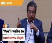 The plantation and commodities minister says it is important to send a message to the market that no one can undermine the country’s commodities.&#60;br/&#62;&#60;br/&#62;&#60;br/&#62;Read More: https://www.freemalaysiatoday.com/category/nation/2024/05/03/johari-wants-stricter-customs-checks-against-no-palm-oil-products/&#60;br/&#62;&#60;br/&#62;Laporan Lanjut: https://www.freemalaysiatoday.com/category/bahasa/tempatan/2024/05/03/tegas-cegah-kemasukan-produk-tiada-minyak-sawit-johari-beritahu-kastam/&#60;br/&#62;&#60;br/&#62;Free Malaysia Today is an independent, bi-lingual news portal with a focus on Malaysian current affairs.&#60;br/&#62;&#60;br/&#62;Subscribe to our channel - http://bit.ly/2Qo08ry&#60;br/&#62;------------------------------------------------------------------------------------------------------------------------------------------------------&#60;br/&#62;Check us out at https://www.freemalaysiatoday.com&#60;br/&#62;Follow FMT on Facebook: https://bit.ly/49JJoo5&#60;br/&#62;Follow FMT on Dailymotion: https://bit.ly/2WGITHM&#60;br/&#62;Follow FMT on X: https://bit.ly/48zARSW &#60;br/&#62;Follow FMT on Instagram: https://bit.ly/48Cq76h&#60;br/&#62;Follow FMT on TikTok : https://bit.ly/3uKuQFp&#60;br/&#62;Follow FMT Berita on TikTok: https://bit.ly/48vpnQG &#60;br/&#62;Follow FMT Telegram - https://bit.ly/42VyzMX&#60;br/&#62;Follow FMT LinkedIn - https://bit.ly/42YytEb&#60;br/&#62;Follow FMT Lifestyle on Instagram: https://bit.ly/42WrsUj&#60;br/&#62;Follow FMT on WhatsApp: https://bit.ly/49GMbxW &#60;br/&#62;------------------------------------------------------------------------------------------------------------------------------------------------------&#60;br/&#62;Download FMT News App:&#60;br/&#62;Google Play – http://bit.ly/2YSuV46&#60;br/&#62;App Store – https://apple.co/2HNH7gZ&#60;br/&#62;Huawei AppGallery - https://bit.ly/2D2OpNP&#60;br/&#62;&#60;br/&#62;#FMTNews #JohariGhani #NoPalmOilProducts #CustomsChecks