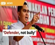 Umno Youth chief Dr Akmal Saleh says academics should know the difference between a bully and someone defending his faith and people.&#60;br/&#62;&#60;br/&#62;Read More: https://www.freemalaysiatoday.com/category/nation/2024/03/26/im-not-a-bully-im-a-defender-says-akmal/&#60;br/&#62;&#60;br/&#62;Laporan Lanjut: https://www.freemalaysiatoday.com/category/bahasa/tempatan/2024/03/26/saya-bukan-pembuli-tapi-pembela-tegas-akmal/&#60;br/&#62;&#60;br/&#62;Free Malaysia Today is an independent, bi-lingual news portal with a focus on Malaysian current affairs.&#60;br/&#62;&#60;br/&#62;Subscribe to our channel - http://bit.ly/2Qo08ry&#60;br/&#62;------------------------------------------------------------------------------------------------------------------------------------------------------&#60;br/&#62;Check us out at https://www.freemalaysiatoday.com&#60;br/&#62;Follow FMT on Facebook: https://bit.ly/49JJoo5&#60;br/&#62;Follow FMT on Dailymotion: https://bit.ly/2WGITHM&#60;br/&#62;Follow FMT on X: https://bit.ly/48zARSW &#60;br/&#62;Follow FMT on Instagram: https://bit.ly/48Cq76h&#60;br/&#62;Follow FMT on TikTok : https://bit.ly/3uKuQFp&#60;br/&#62;Follow FMT Berita on TikTok: https://bit.ly/48vpnQG &#60;br/&#62;Follow FMT Telegram - https://bit.ly/42VyzMX&#60;br/&#62;Follow FMT LinkedIn - https://bit.ly/42YytEb&#60;br/&#62;Follow FMT Lifestyle on Instagram: https://bit.ly/42WrsUj&#60;br/&#62;Follow FMT on WhatsApp: https://bit.ly/49GMbxW &#60;br/&#62;------------------------------------------------------------------------------------------------------------------------------------------------------&#60;br/&#62;Download FMT News App:&#60;br/&#62;Google Play – http://bit.ly/2YSuV46&#60;br/&#62;App Store – https://apple.co/2HNH7gZ&#60;br/&#62;Huawei AppGallery - https://bit.ly/2D2OpNP&#60;br/&#62;&#60;br/&#62;#FMTNews #AkmalSalleh #KKMart
