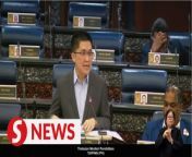 &#60;br/&#62;A special curriculum intervention task force has been established to address issues raised by teachers about the current curriculum, says Wong Kah Woh (PH-Taiping).&#60;br/&#62;&#60;br/&#62;The Deputy Education Minister said in reply to Hassan Saad (PN-Baling) during Ministers&#39; Question Time in the Dewan Rakyat on Monday (March 18) that the task force is responsible for several matters, such as providing the KSSR (Primary School Standard Curriculum) Alignment Document (Revision 2017) Edition 3.0, which will be used starting from the 2024/25 academic session.&#60;br/&#62;&#60;br/&#62;To a question by Howard Lee Chuan How (PH-Ipoh Timur), Wong said KSSR revision is done after the completion of each cycle of 10 years and the ministry is working on the curriculum for 2027.&#60;br/&#62;&#60;br/&#62;Read more at https://tinyurl.com/mhszwc96&#60;br/&#62;&#60;br/&#62;WATCH MORE: https://thestartv.com/c/news&#60;br/&#62;SUBSCRIBE: https://cutt.ly/TheStar&#60;br/&#62;LIKE: https://fb.com/TheStarOnline&#60;br/&#62;