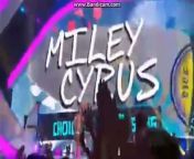 Miley Cyrus Wins Choice Summer Song: &#92;