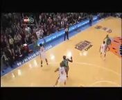 Boston Celtics forward Kevin Garnett missed a potential game-tying buzzer-beater against the New York Knicks on Christmas Day and then grabbed Knicks forward Bill Walker by the throat.
