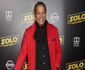 Billy Dee Williams believes it is fine for actors to wear blackface because they should be able to &#92;
