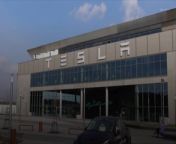 Tesla to Lay Off , Over 10% of Global Workforce.&#60;br/&#62;In a memo obtained by Electrek, CEO &#60;br/&#62;Elon Musk announced that at least 14,000 roles will be cut, &#39;The Guardian&#39; reports. .&#60;br/&#62;In a memo obtained by Electrek, CEO &#60;br/&#62;Elon Musk announced that at least 14,000 roles will be cut, &#39;The Guardian&#39; reports. .&#60;br/&#62;Musk attributed some of the layoffs to &#60;br/&#62;the fact that there had &#92;