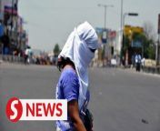A severe week-long heatwave sweeping over Bangladesh has seen scorching temperatures rise up to 43 degrees Celsius as authorities issued a nationwide heatwave alert on April 22. &#60;br/&#62;&#60;br/&#62;WATCH MORE: https://thestartv.com/c/news&#60;br/&#62;SUBSCRIBE: https://cutt.ly/TheStar&#60;br/&#62;LIKE: https://fb.com/TheStarOnline