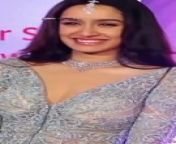 Shraddha Kapoor Hot Vertical Edit from karena kapoor kis